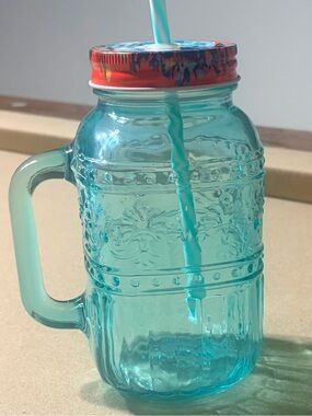 Glass Mason-Style Drinking Jar with Handle and Lid - Aqua